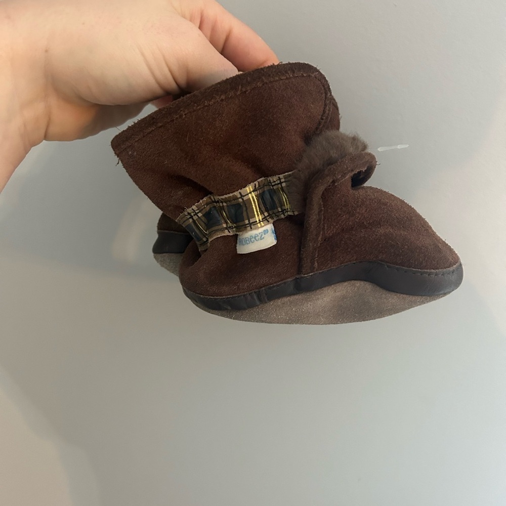 Robeez Brown Leather Kids Boots Booties with Plaid Detail